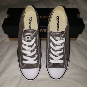 Womens size 6.5 dainty grey converse